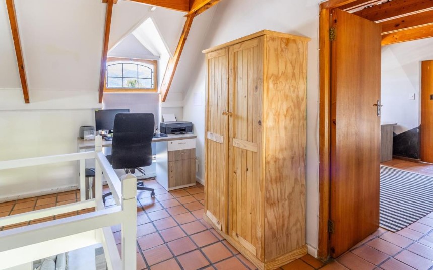 4 Bedroom Property for Sale in Vrykyk Western Cape